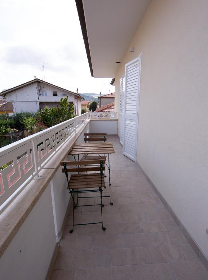 Aria Di Sale Bed & Breakfast Martinsicuro Luaran gambar