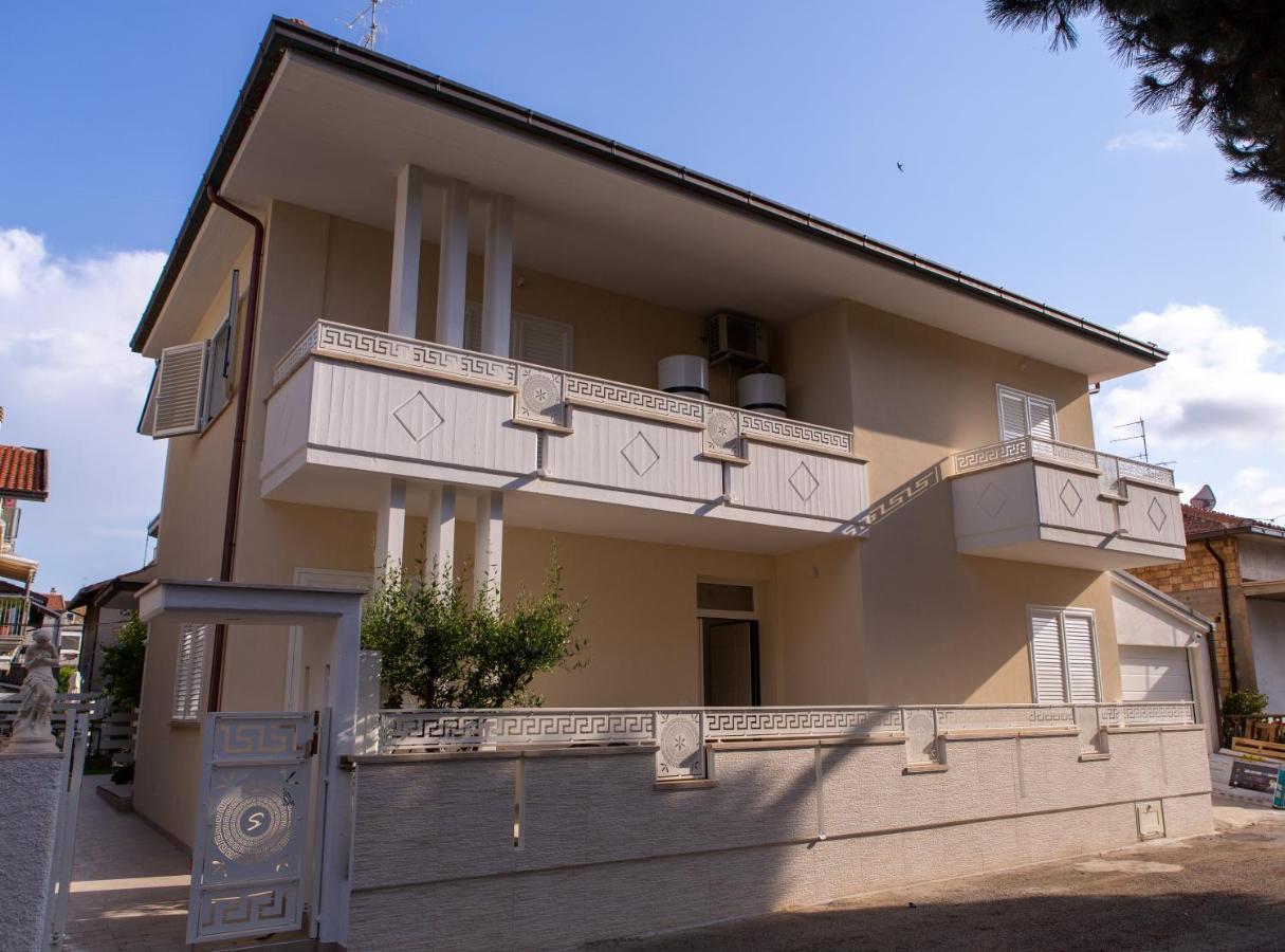 Aria Di Sale Bed & Breakfast Martinsicuro Luaran gambar